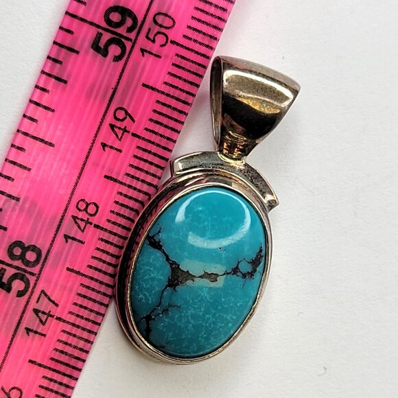 Oval Turquoise Pendant - Picture 9 of 10